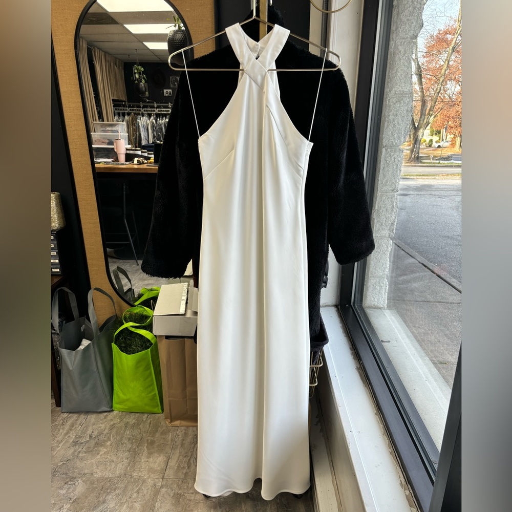 White Women’s Cocktail Dress. Size 4